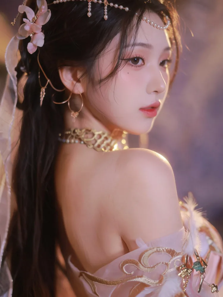 yeonwoo · 33