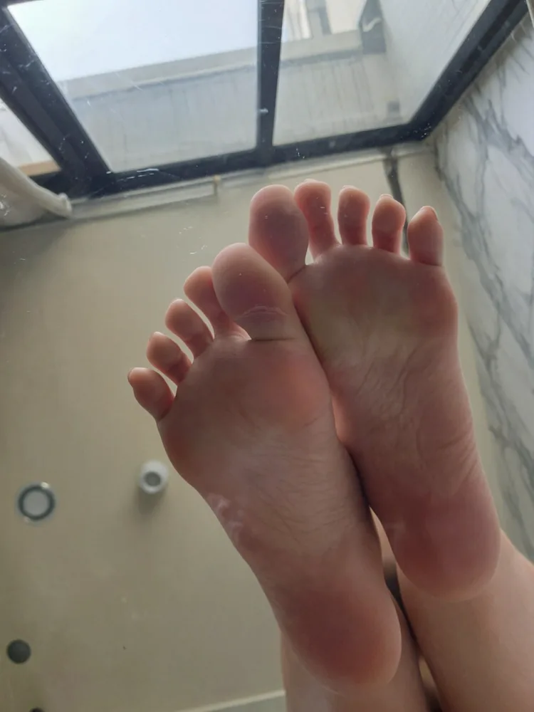 凌波微步,罗袜生尘 · 8